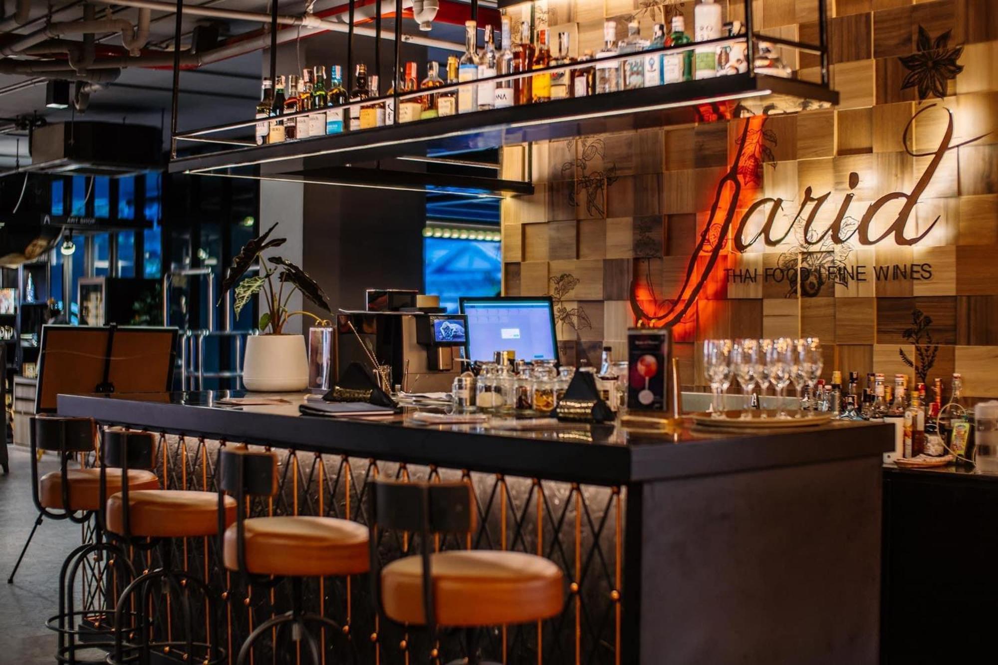 Art Mai Gallery Nimman Hotel Čiang Mai Exteriér fotografie The bar at the restaurant